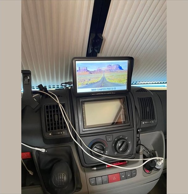 Navi Camper Pro X13 XXL en la autocaravana